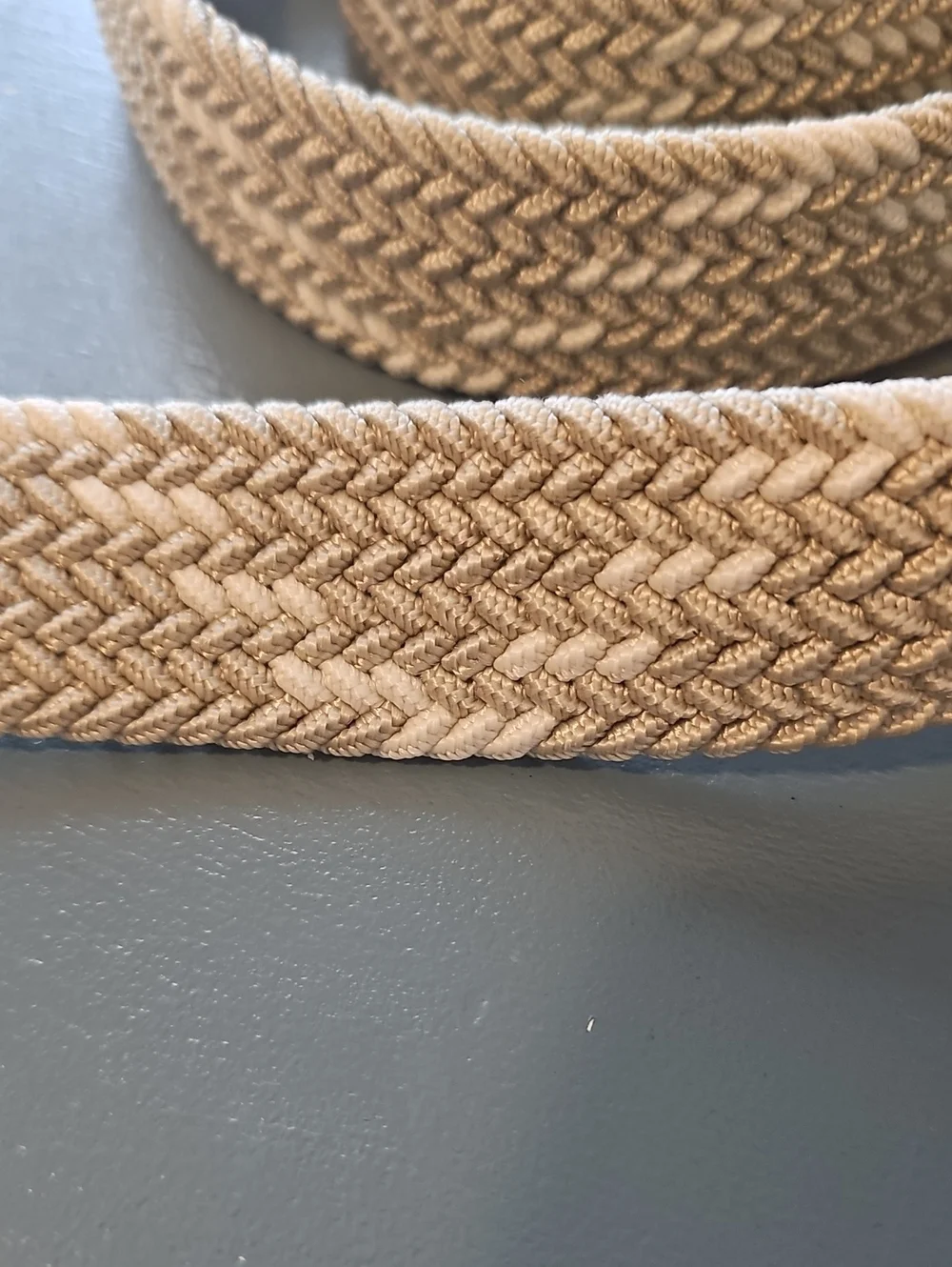 GAP Braided Elastic Stretch Belt Mens Size L Khaki Beige Woven Casual Classic